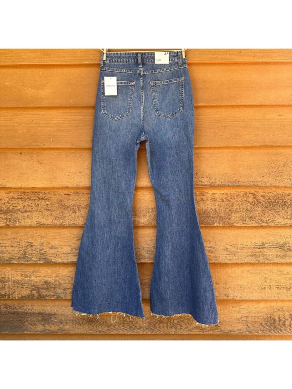 Forever 21 Womens Flared Denim Jeans With Daisy Embroidery & Raw Hem Size 27 - Picture 3 of 14